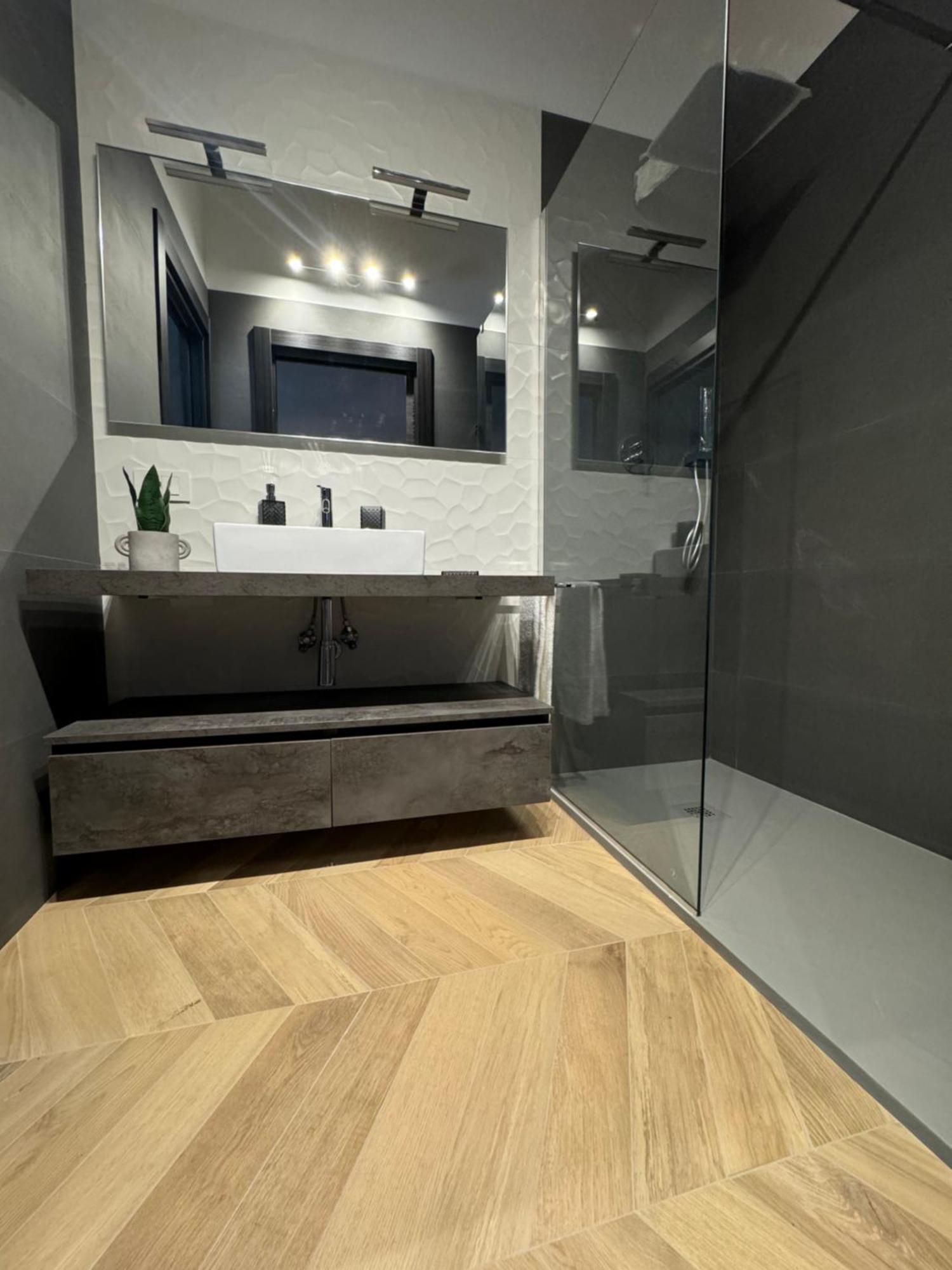 Sky Luxury Rooms Nettuno Exterior foto